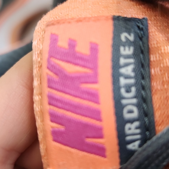 Peach Nike Air dictate 2 Size 8 sneakers - Picture 9 of 9